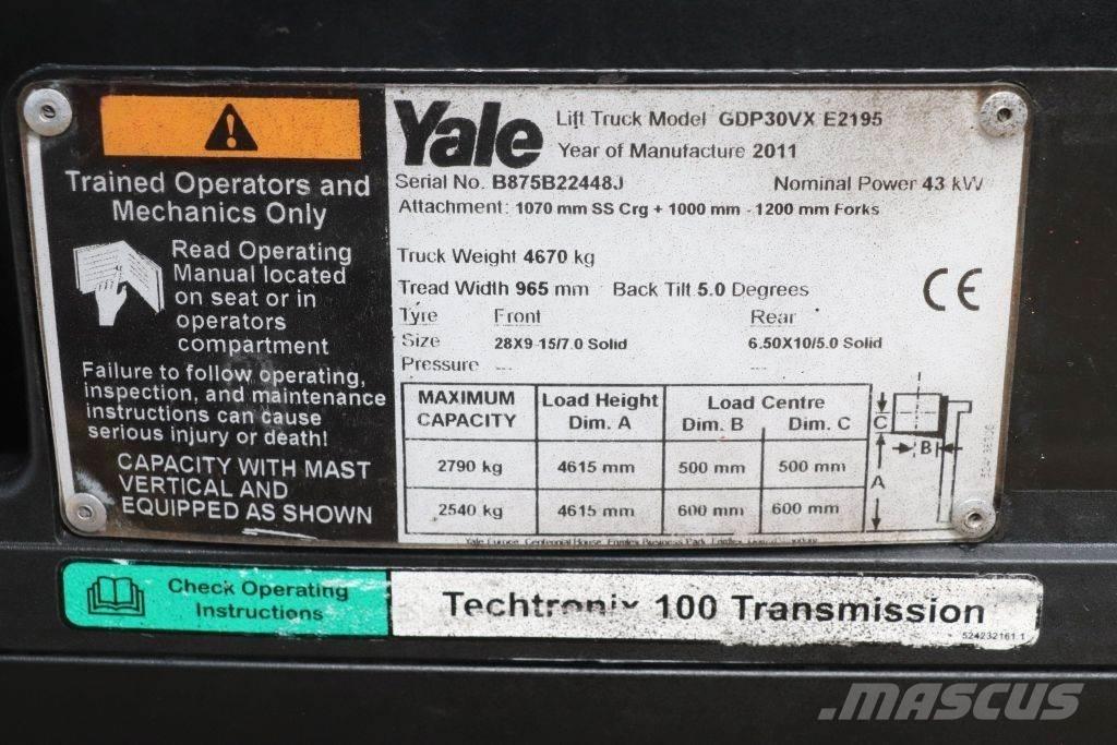 Yale GDP30VX شاحنات الديزل