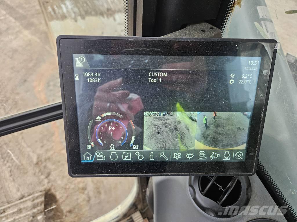 Liebherr R924 LC حفارات زحافة