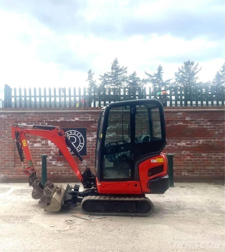 Kubota KX 016-4 حفارات صغيرة أقل من 7 طن (حفارات صغيرة)