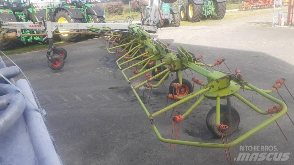CLAAS VOLTO 1300 T مكابس وميبسات التبن