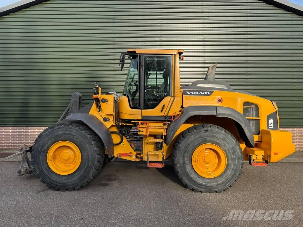 Volvo L 120 H لوادر بعجل