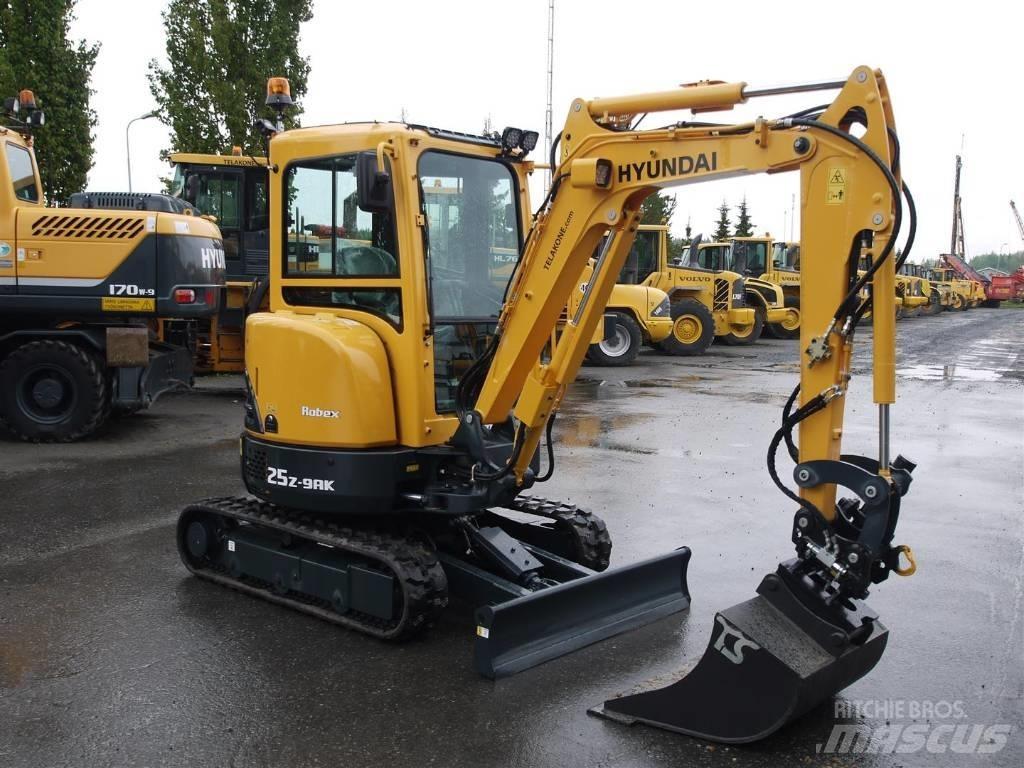 Hyundai R25Z-9AK حفارات صغيرة أقل من 7 طن (حفارات صغيرة)