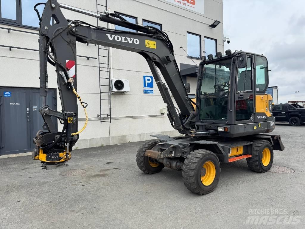 Volvo EW 60 E حفارات بعجل