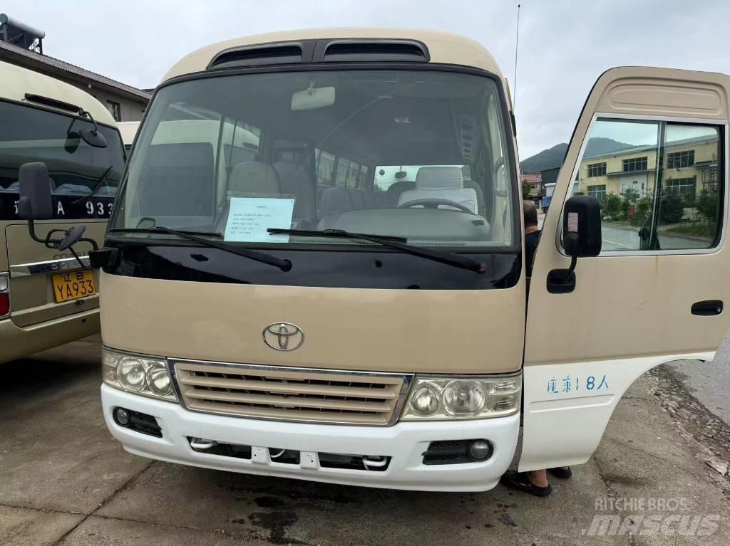 Toyota Coaster Bus حافلة صغيرة