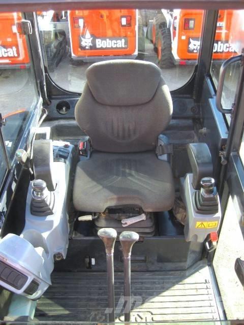 Kubota KX027-4 حفارات صغيرة أقل من 7 طن (حفارات صغيرة)