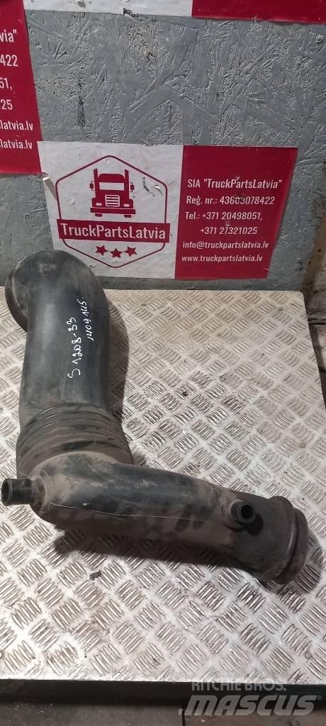 Scania 94 D.  1409145 كابينة والداخلية