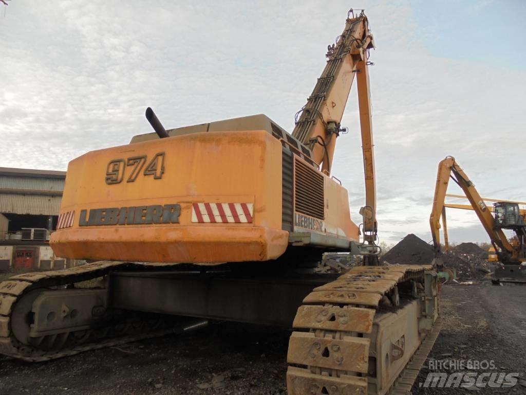 Liebherr R974 B SEW مناولات المخلفات / مناولات صناعية