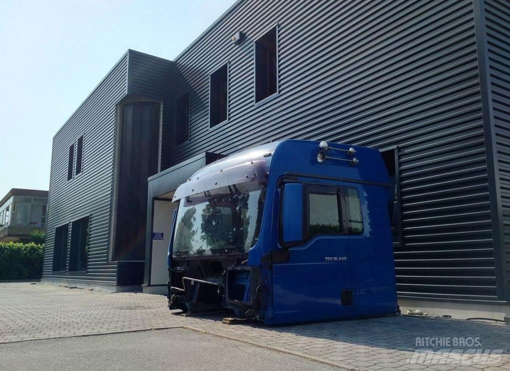 MAN TGX XLX EURO 5 كابينة والداخلية
