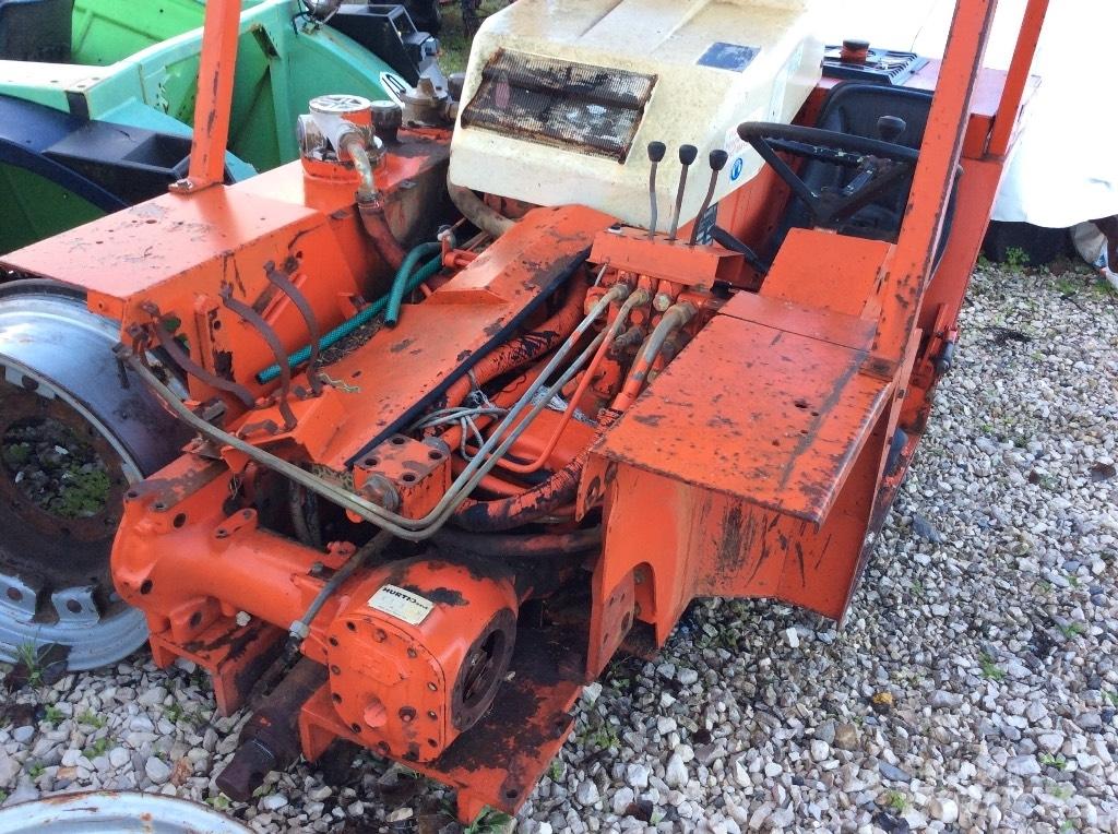 Manitou 4 RM 20 HP أجهزة نقل