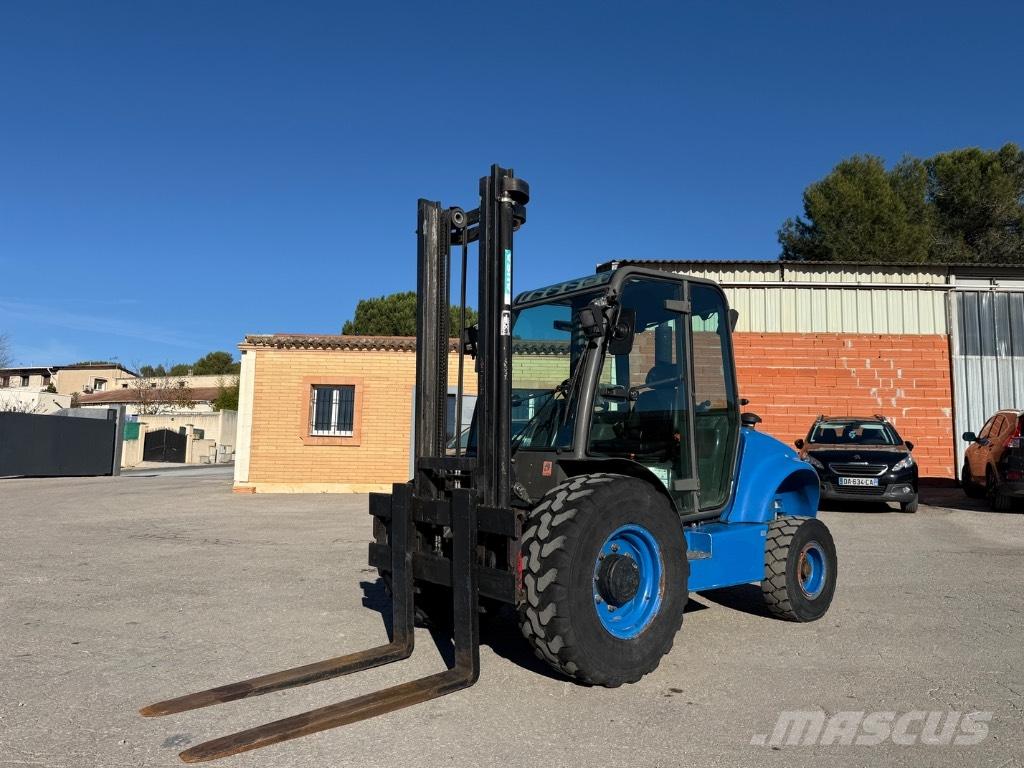 Ausa C 250 H شاحنات الطرق الوعرة