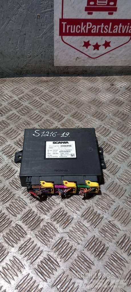 Scania R 440   2456999 إلكترونيات