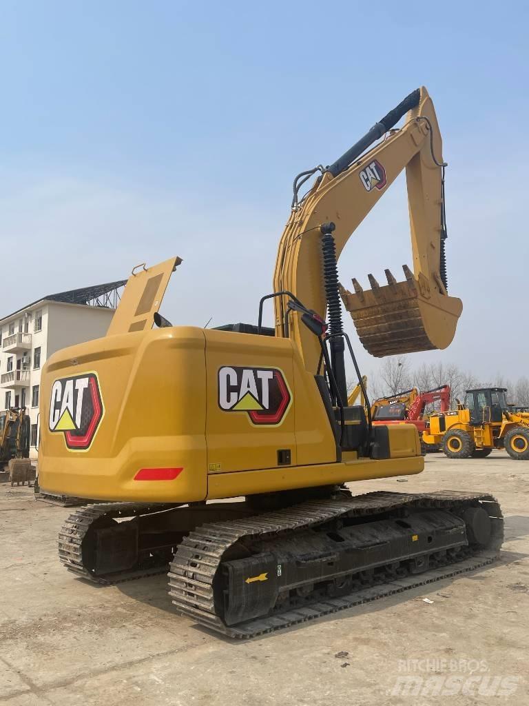 CAT CAT323GC حفارات زحافة