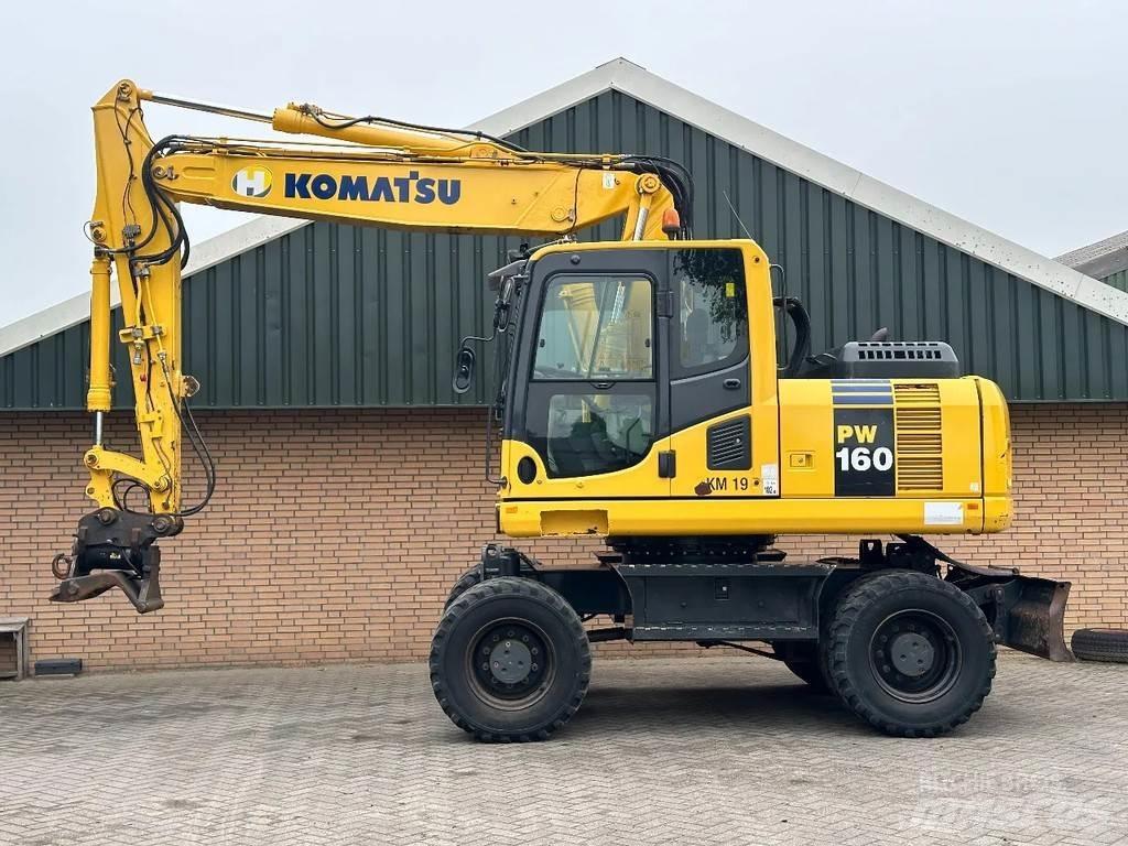 Komatsu PW160-8 حفارات بعجل