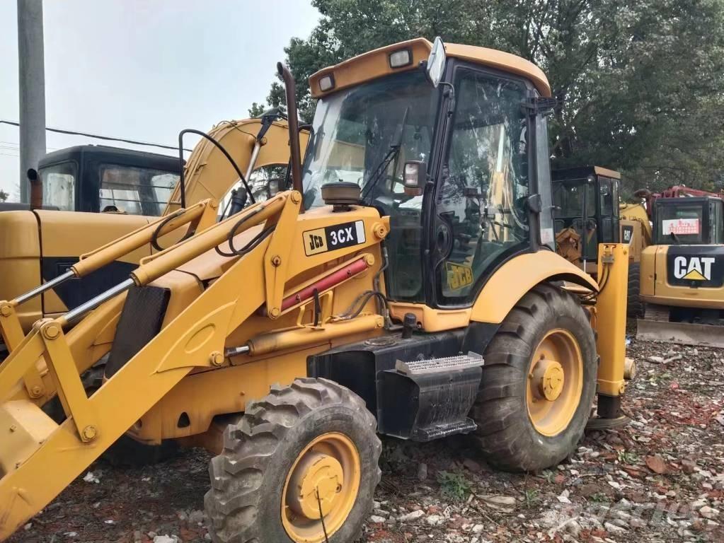 JCB 3 CX لوادر ذات جرافات عكسية