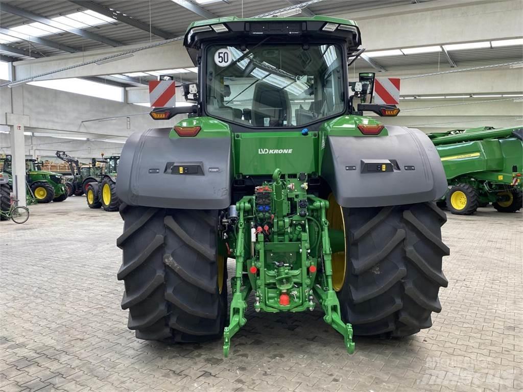 John Deere 7R 350 الجرارات