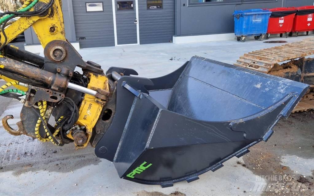 Komatsu PC 190 LC-8 حفارات زحافة