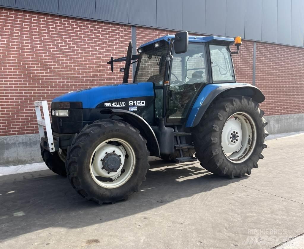 New Holland 8160 الجرارات