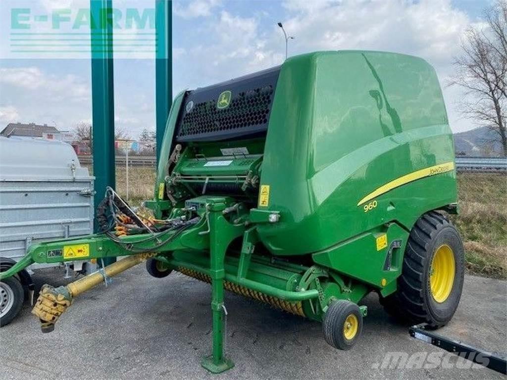 John Deere 960 محزمات مربعة