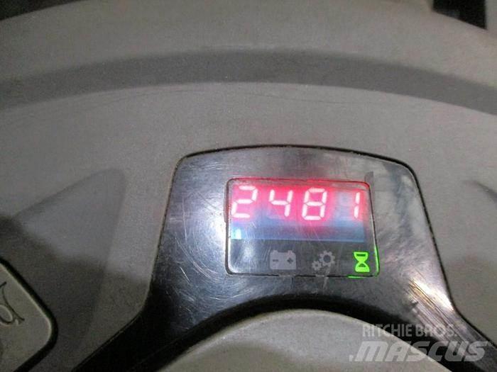 BT SPE 140L معدات التكديس الجوالة