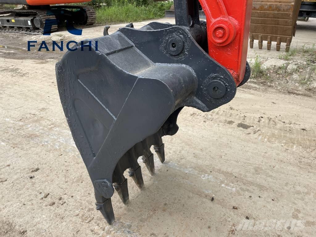 Kubota KX 165 حفارات زحافة