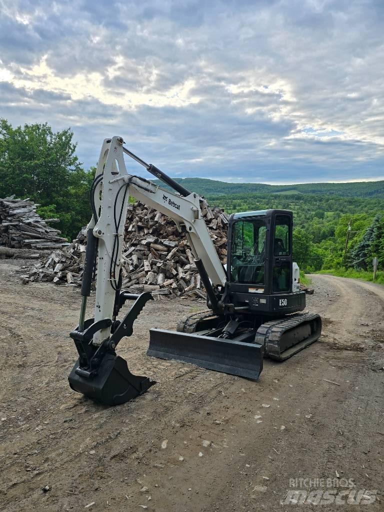 Bobcat E 50 حفارات صغيرة أقل من 7 طن (حفارات صغيرة)