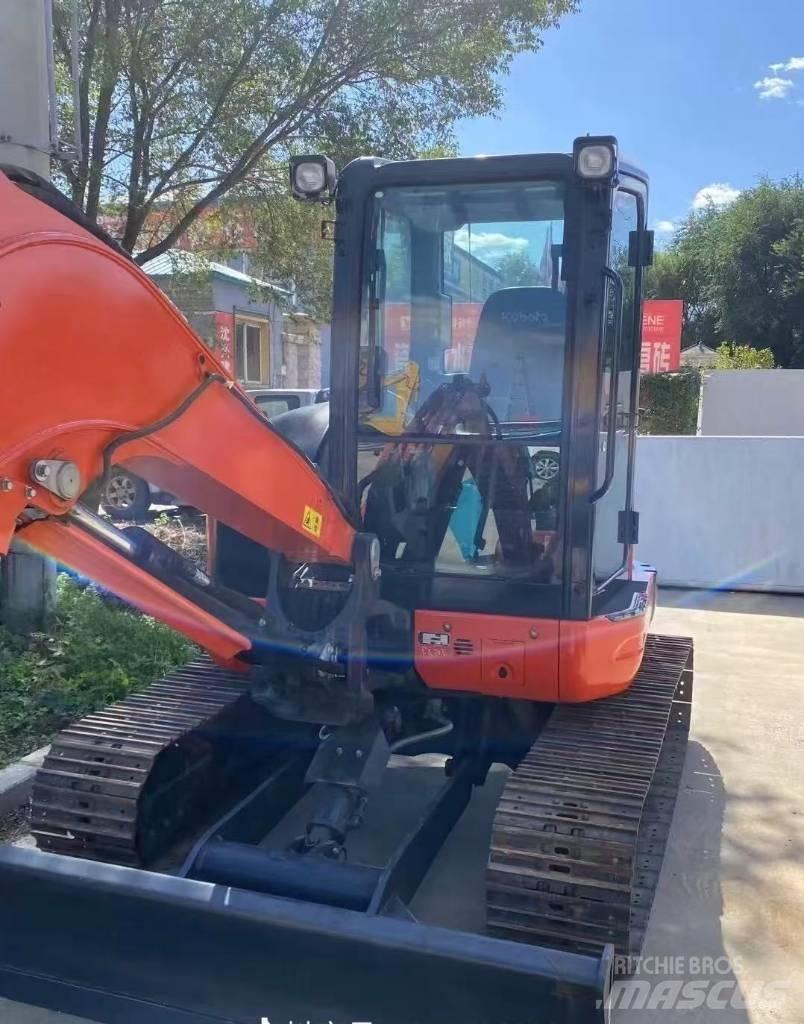 Kubota 163 حفارات زحافة
