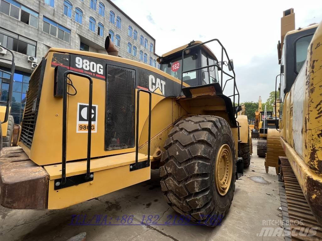 CAT 980 G لوادر بعجل