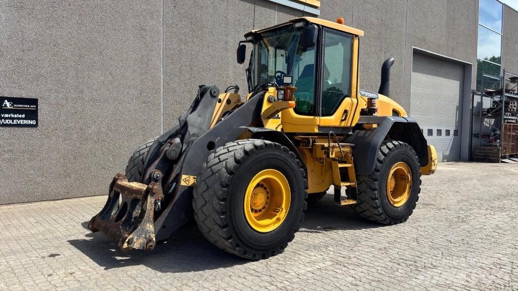 Volvo BM L 90 G لوادر بعجل