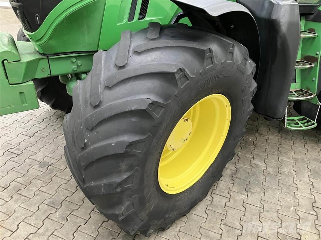 John Deere 6170R الجرارات