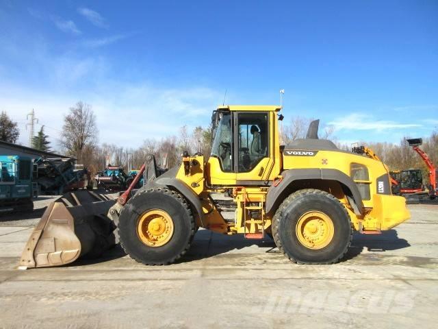 Volvo L 120 H لوادر بعجل