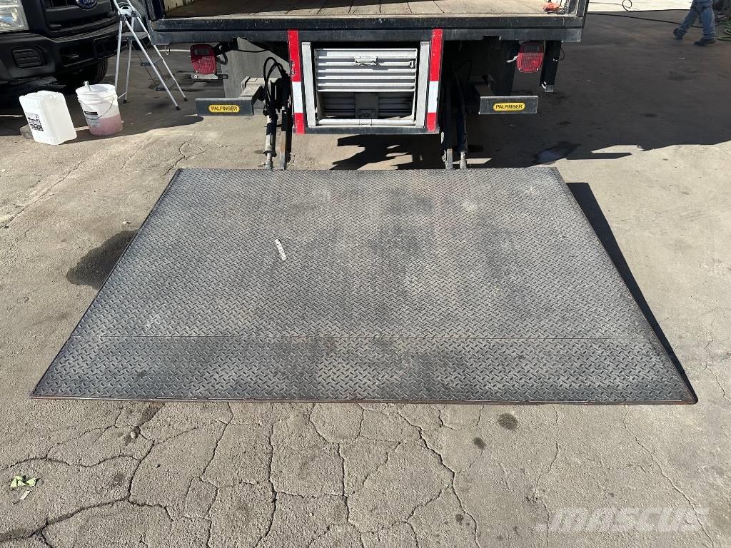 Ford F 550 SD مركبات الأغراض العامة