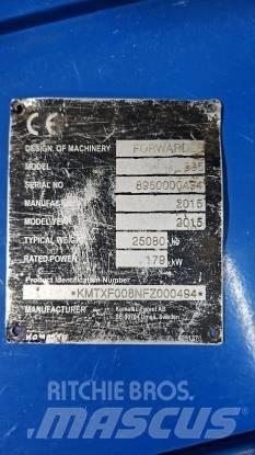Komatsu 895 شاحنات
