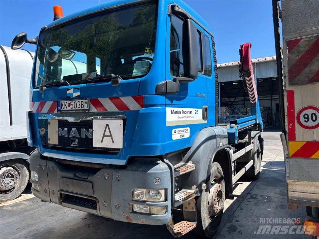 MAN TGS 18.360 شاحنات بمقصورة وهيكل