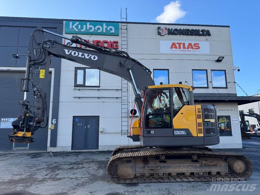 Volvo ECR 235 EL حفارات زحافة