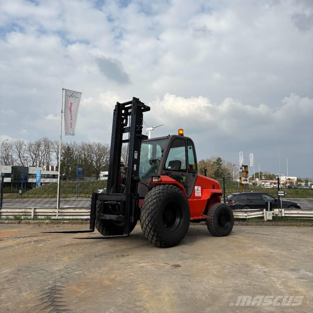 Manitou M 30.4 شاحنات الطرق الوعرة