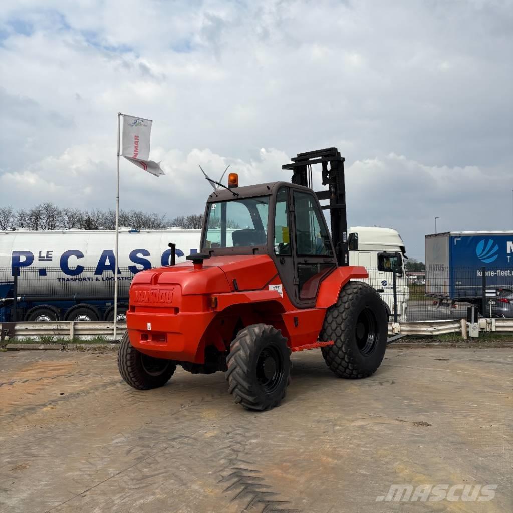 Manitou M 30.4 شاحنات الطرق الوعرة