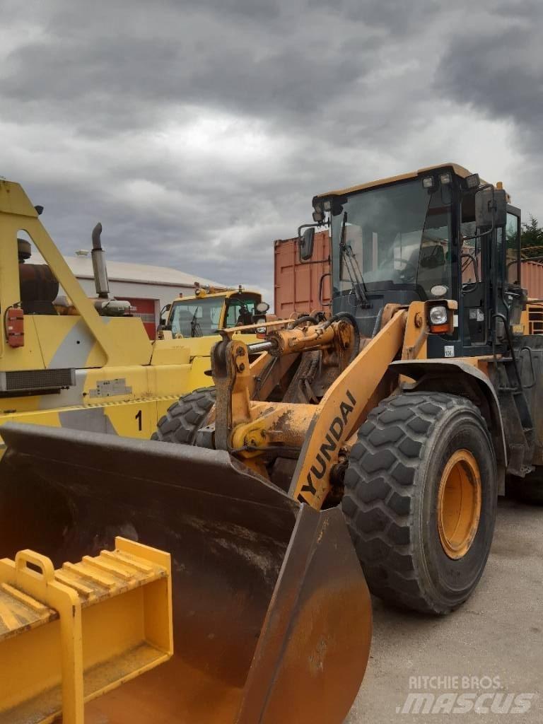 Hyundai HL 757-9 A لوادر بعجل