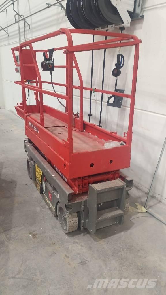 Haulotte Optimum  6 رافعات مقصية الشكل