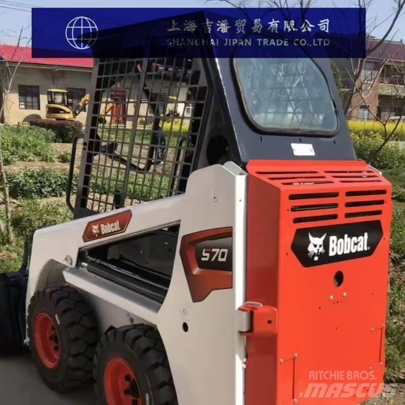 Bobcat S 70 لوادر انزلاقية التوجيه