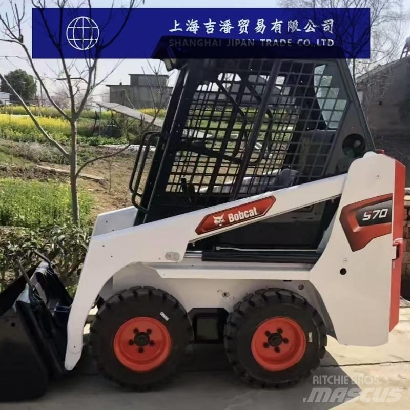 Bobcat S 70 لوادر انزلاقية التوجيه