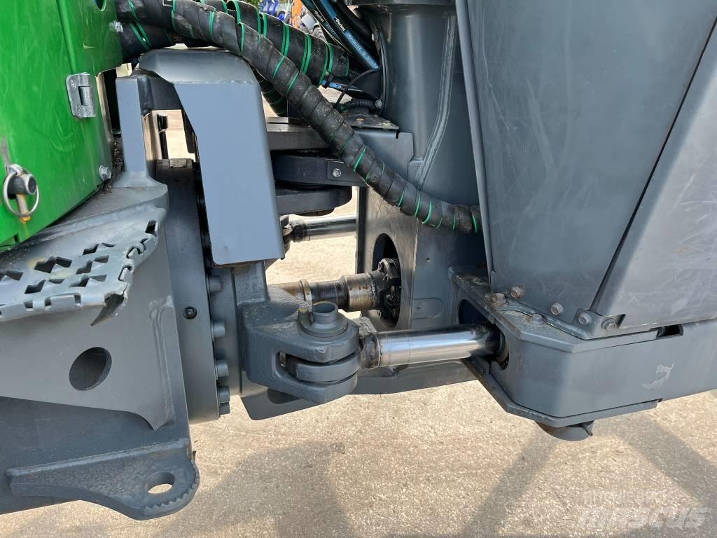John Deere 1510G شاحنات