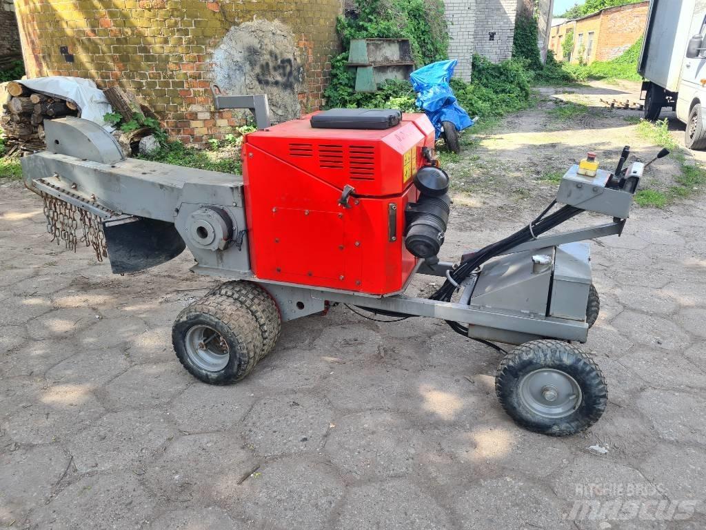 FSI ST 27D 2WD المطاحن الجذابة