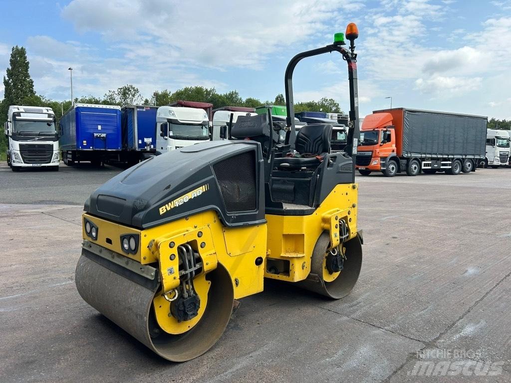 Bomag BW120 AD-5 مداحل ثنائية الاسطوانة
