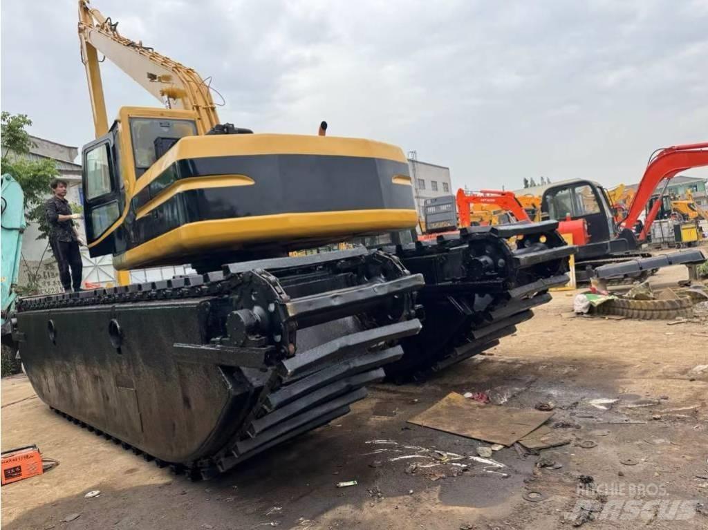 CAT 320 B L حفارات زحافة