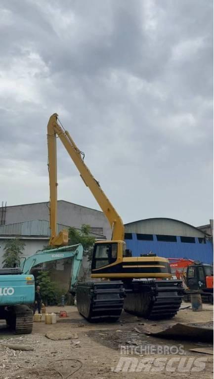 CAT 320 B L حفارات زحافة