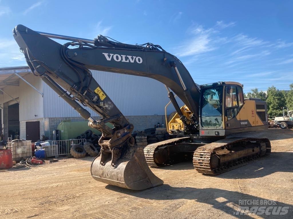 Volvo EC 300 E حفارات زحافة