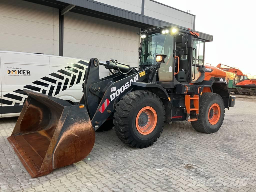 Doosan DL 280-7 لوادر بعجل