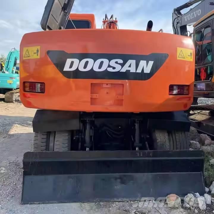 Doosan DX150W-9C حفارات بعجل