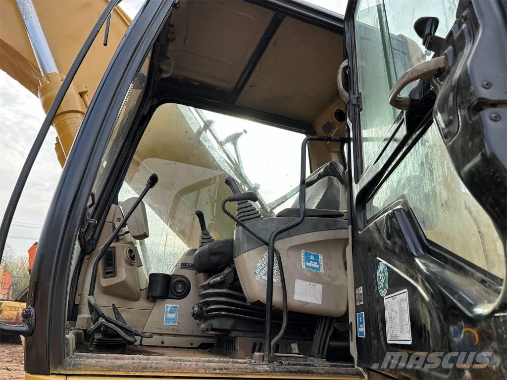 CAT 330 C حفارات زحافة