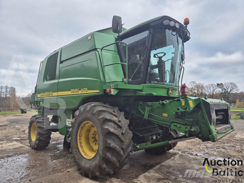 John Deere 9540 حصادات
